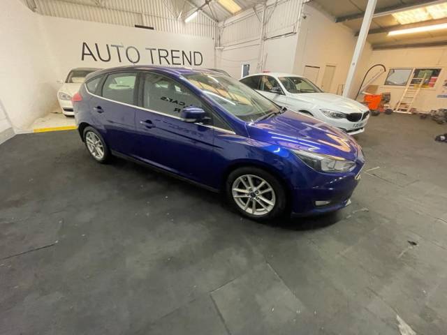 Ford Focus 1.0 EcoBoost 125 Zetec 5dr HATCHBACK Petrol Blue